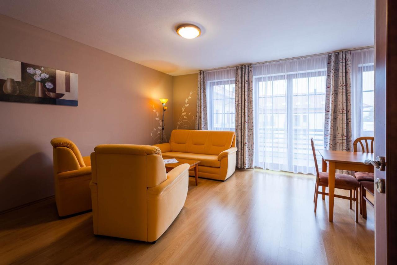 Apartman Eliska Тршебонь Екстер'єр фото